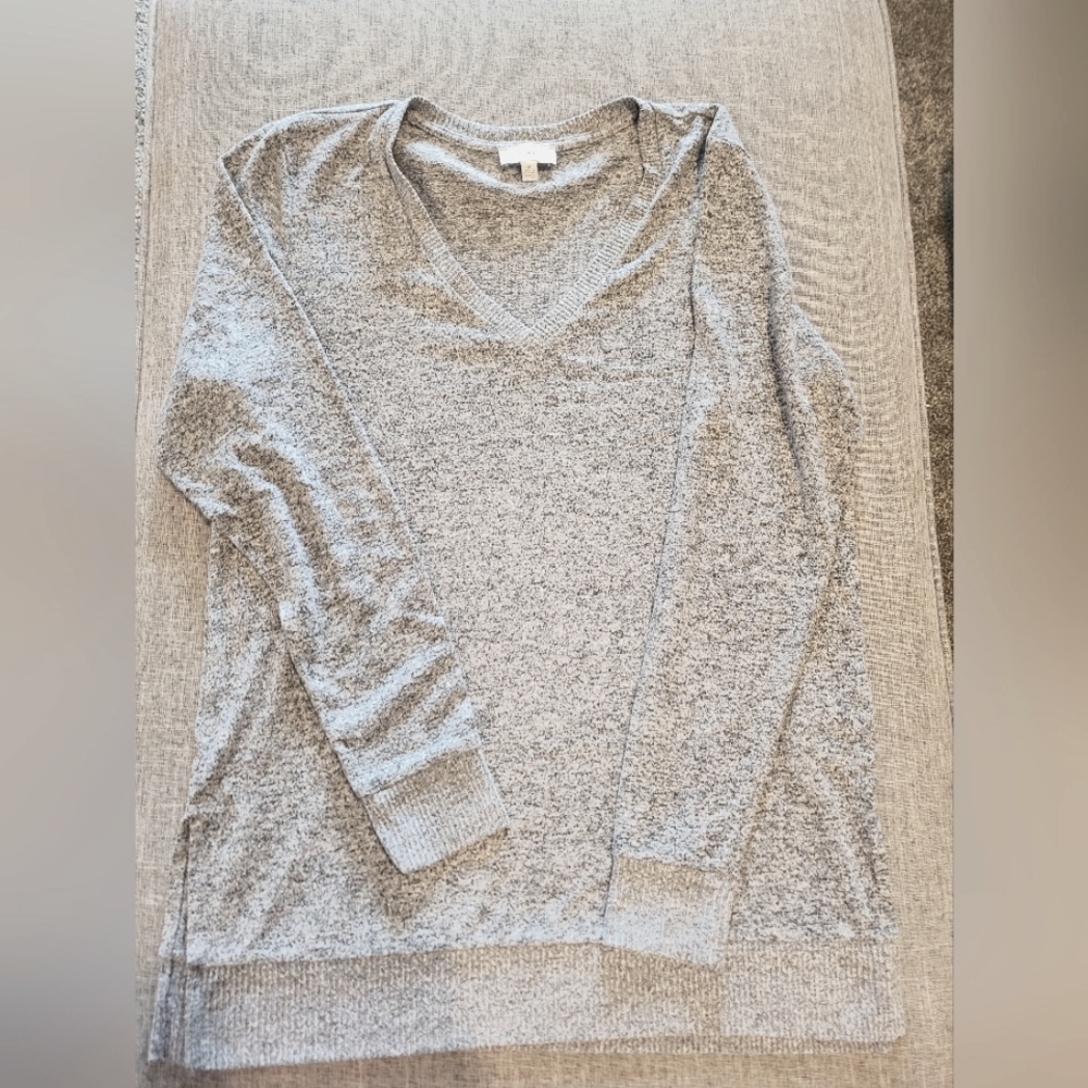 Lucky Brand heather gray v-neck sweater